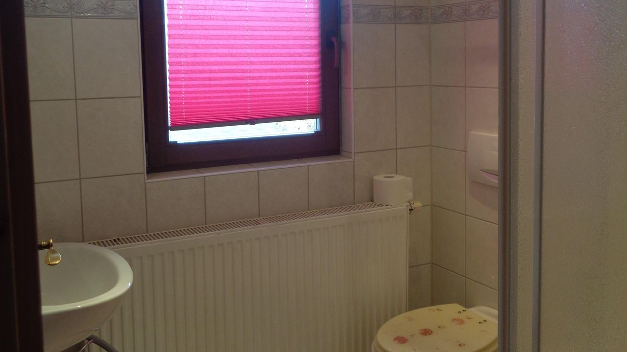 DU/WC obere Etage DU/WC obere Etage